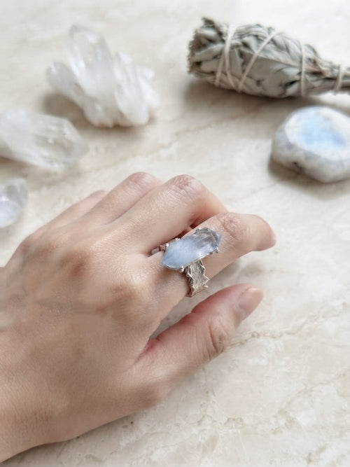 Blue Rabbit Hair Crystal Rings (Hope)